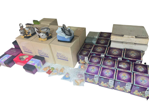 Collection of boxed Just the Right Shoe ornaments, boxed Collectable World...