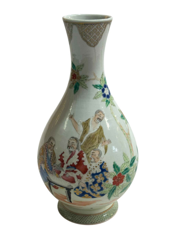 Chinese pottery vase decorated with figures and floral design, 23cm.