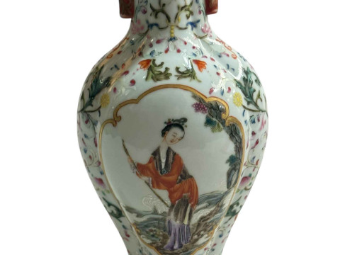 Chinese porcelain vase decorated with figural panels and floral borders with Jiaqing seal mark to base, 24cm. thumbnail