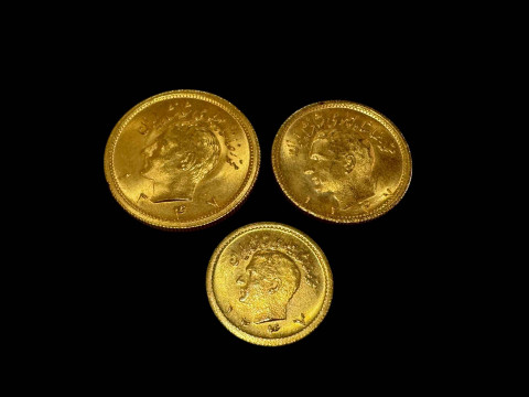 Shah of Iran Pahlavi, half Pahlavi and quarter Pahlavi gold coins (3).