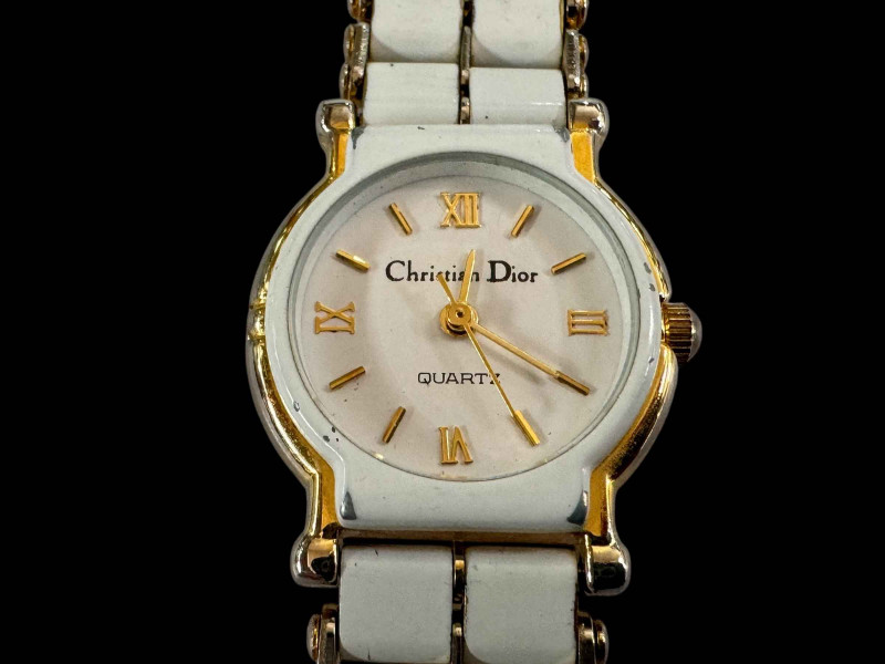 Ladies Christian Dior quartz wristwatch.