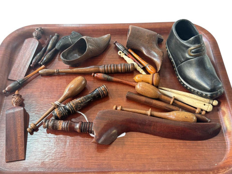 Selection of Treen Ware pieces including shoes, knitting sheath, bobbins,...