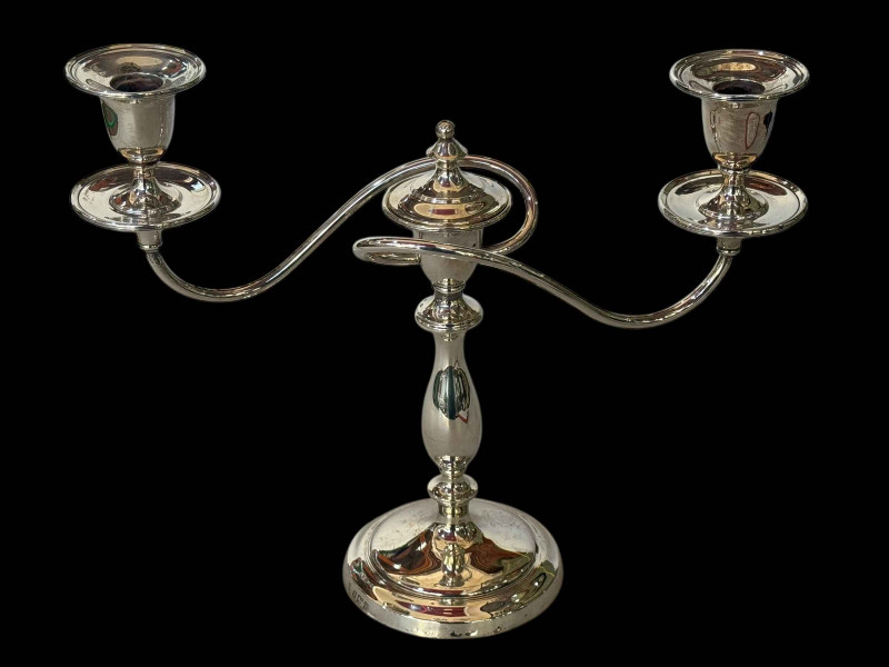 Silver three branch candelabra with centre removable finial, loaded, Birmingham 1923, 26cm.