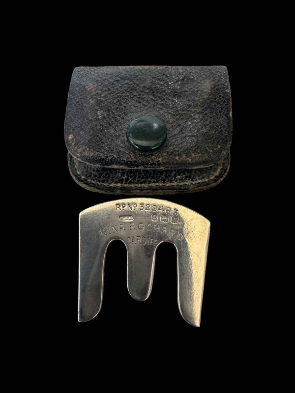 Nina Rochard, Cardiff silver violin mute, Birmingham 1916.