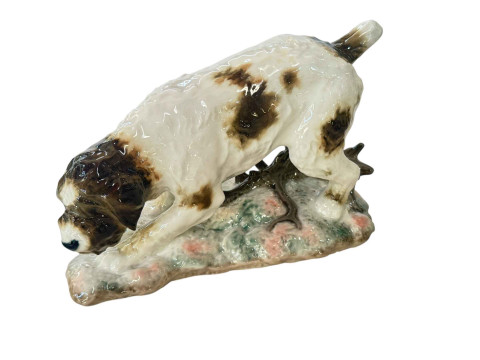Russian ceramic figure of a Prowling Gun Dog by Lomonosov.