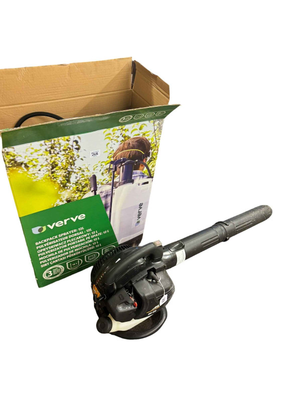 McCulloch GBV 325 petrol garden blower and verve garden backpack sprayer (2).