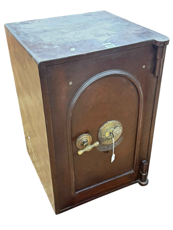 Wilsons Patent vintage floor safe and key, 71cm by 48cm by 49cm.