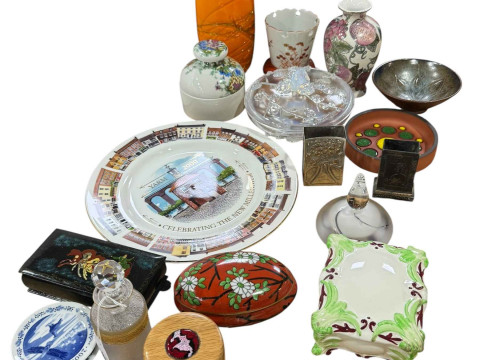 Ceramic and glasswares including Carrillo, France powder bowl, Wedgwood...