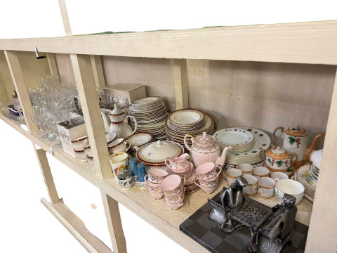 Royal Grafton dinner and tea service, various tea and dinner wares, chess...