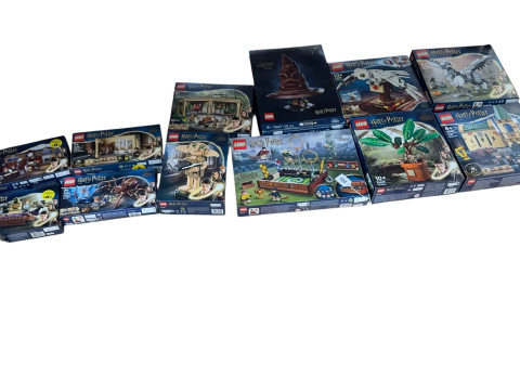 Twelve boxed Lego Harry Potter construction kits, model numbers 76416,...