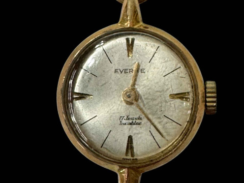 Everite ladies watch with 9 carat gold bracelet.