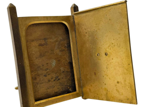 Novelty brass 'Please Shut the Gate' photograph frame. thumbnail