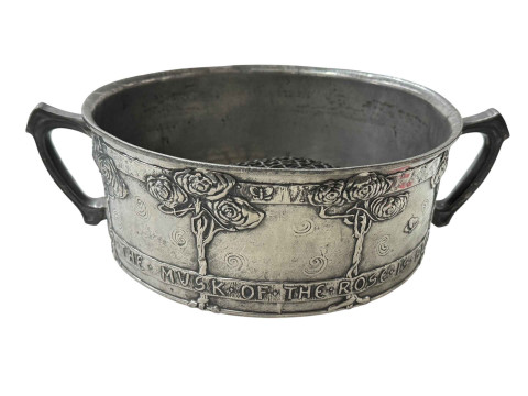 Arts & Crafts (possibly Tudric) pewter rose bowl.