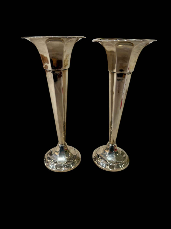 Pair silver trumpet spills, loaded, 20cm, Sheffield 1917.