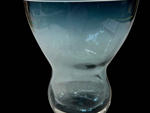 Tall Polish Art Glass vase, 23cm.