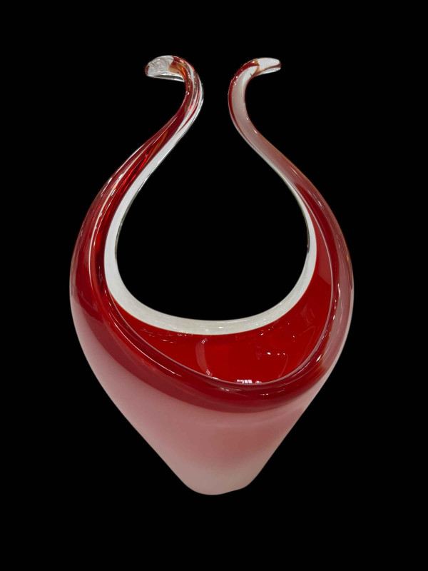 Large vintage 60's Murano Sommerso ruby red vase, 26cm.