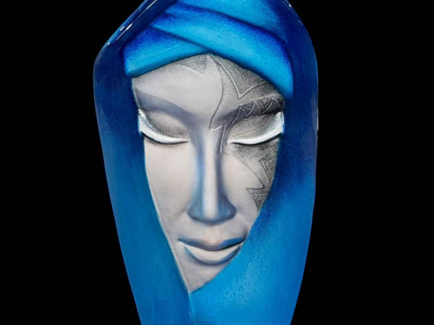 Mats Jonasson Batzeba glass paperweight.