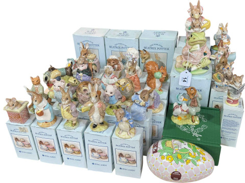 Collection of mostly Royal Albert Beatrix Potter figures, boxed.