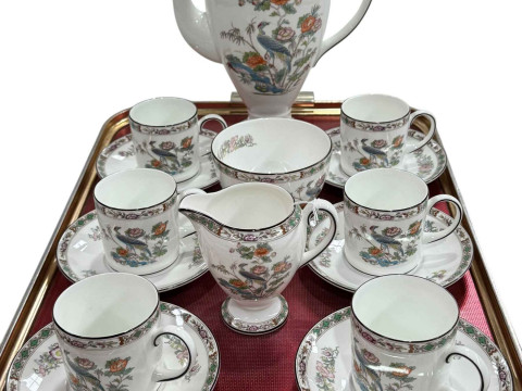 Fifteen piece Wedgwood Kutani Crane coffee service.