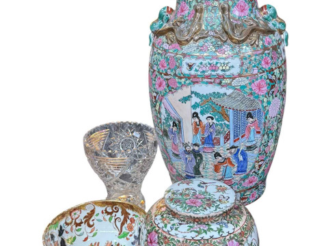 Large Cantonese style vase and stand, and large ginger jar, Amherst Ironstone...