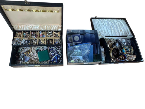 Canteen of cutlery, two boxes of costume jewellery, tin of coins and watches, silver plated ware and glassware, etc. thumbnail