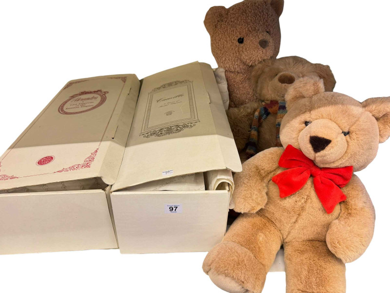 Two Fraser Bears and another bear together with two boxed dolls.