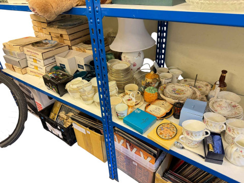 Boxed collectors plates, teaware, table lamp, two Caithness paperweights,...