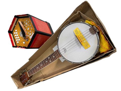 Kmise banjolele and scholar concertina, with box