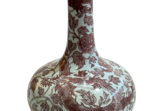 A Chinese ovoid dragon vase with blue seal mark to base.