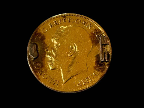 Gold half sovereign, 1912. thumbnail