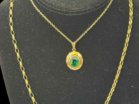 9 carat gold chain link necklace and 9 carat gold green stone pendant...