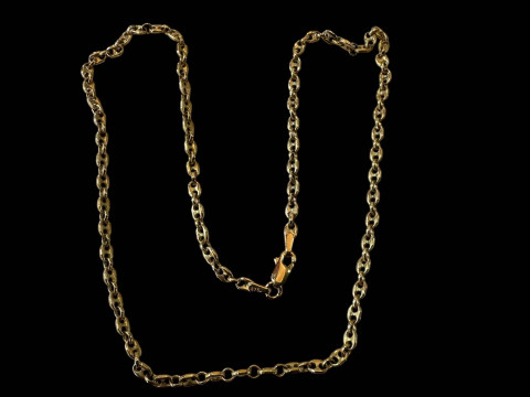 9 carat gold chain link necklace, boxed.