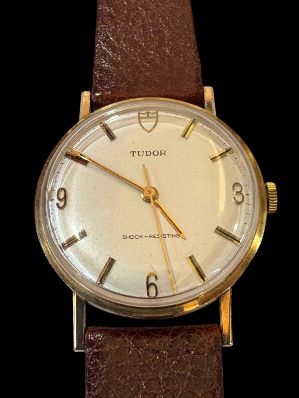 Tudor gent's 9 carat gold presentation watch.