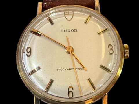 Tudor gent's 9 carat gold presentation watch. thumbnail