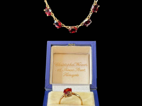 9 carat gold garnet necklace and ring (2).