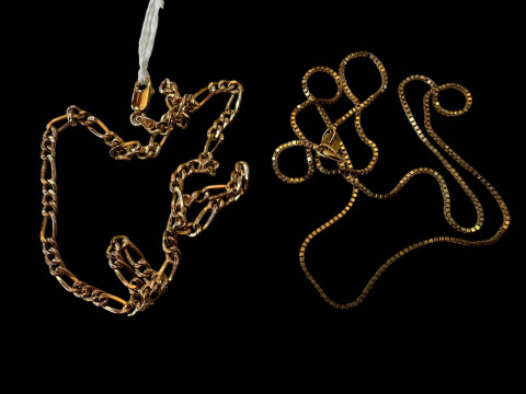 10 carat and 9 carat chain necklaces (2).