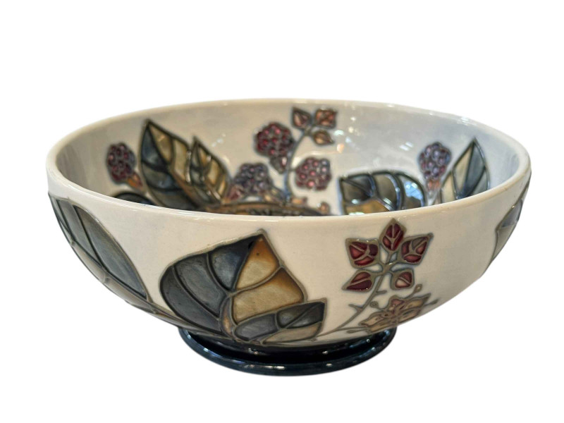 Moorcroft pottery Bramble bowl, 16cm dia.
