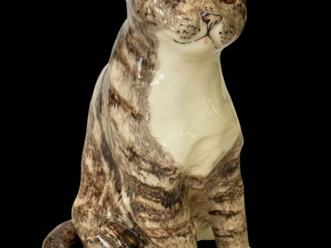 Winstanley pottery seated cat, size 8.