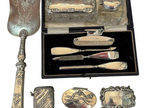 Collection of seven silver items comprising vesta, box, sherry label,...
