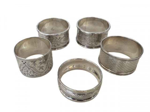 Pair late Victorian silver napkin rings with engraved decoration, Birmingham...