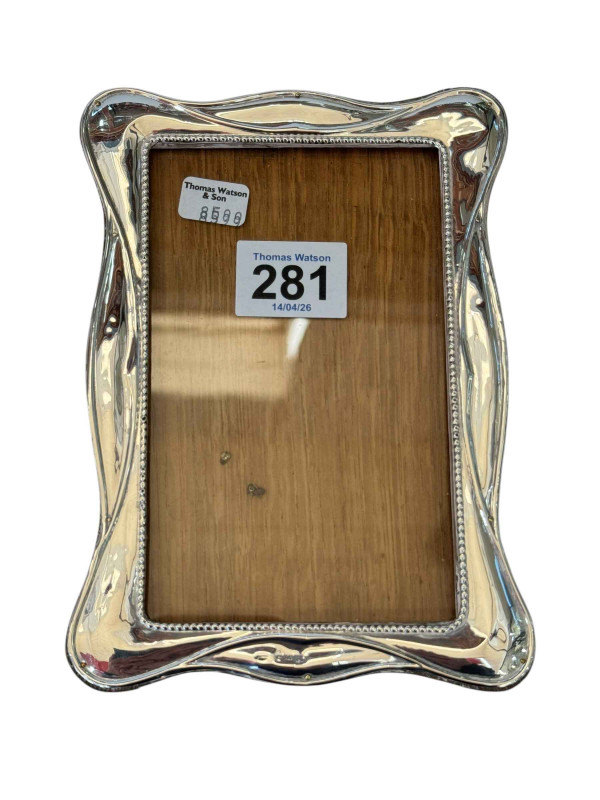 Silver mounted easel photograph frame, Birmingham 1918, 16.5 by 12cm.
