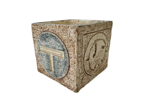 Troika square vase signed SL for Sue Lowe, 8cm.