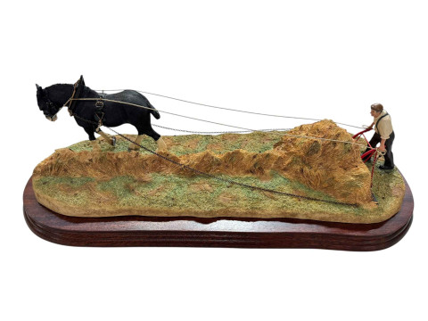 Border Fine Arts Clean Sweep, 50cm wide, packing box.