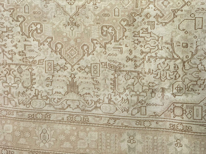 Hand knotted vintage Persian Tabriz carpet 2.90 by 2.00.