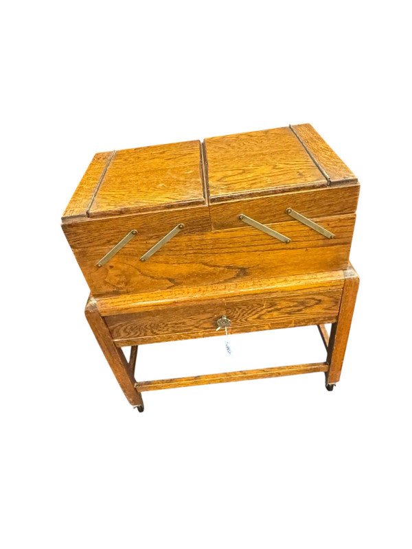 Oak cantilever sewing box.