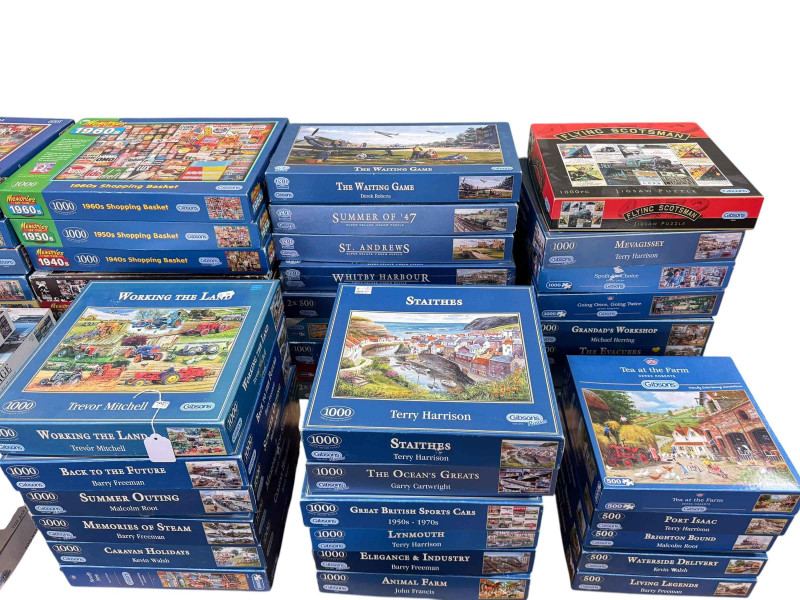 Large collection of Gibsons jigsaw puzzles.