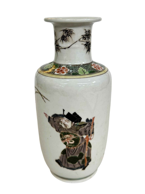 Chinese vase with iron red figure, double blue circle mark to base, 22cm.