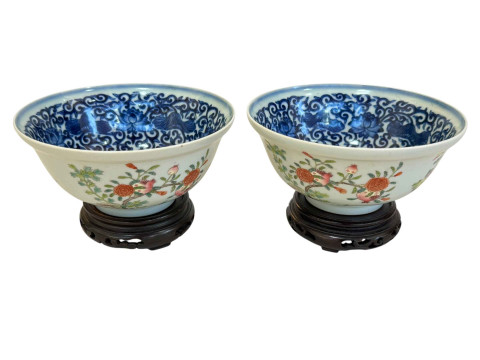 Pair of good quality Chinese porcelain bowls with blue and white interiors...