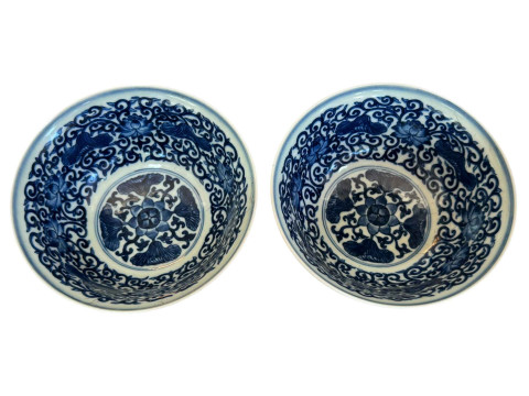 Pair of good quality Chinese porcelain bowls with blue and white interiors and plant decoration exterior, blue seal mark, 15cm diameter, with stands. thumbnail