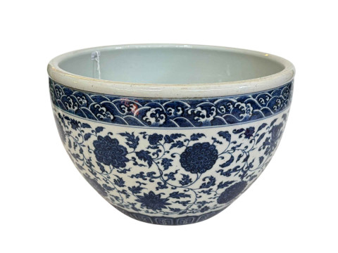 Chinese blue and white jardiniere with continuous foliate decoration,...